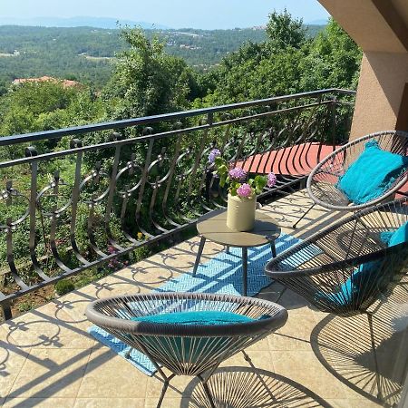 קסטב Andrea, Premium Three Bedroom Apartment, Entire Floor מראה חיצוני תמונה